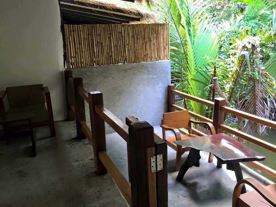 Ruean Thai Nai Bang By Pansak Resort Сураттхани Экстерьер фото